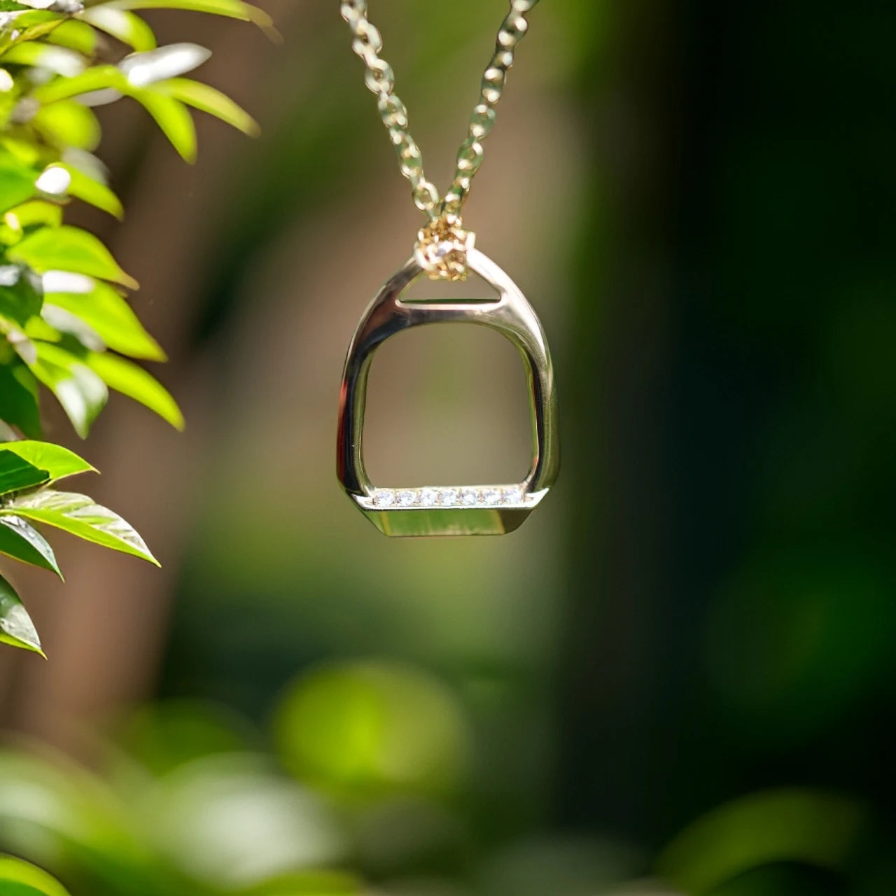 thumbnail-images Small Diamond-Stride Stirrup
