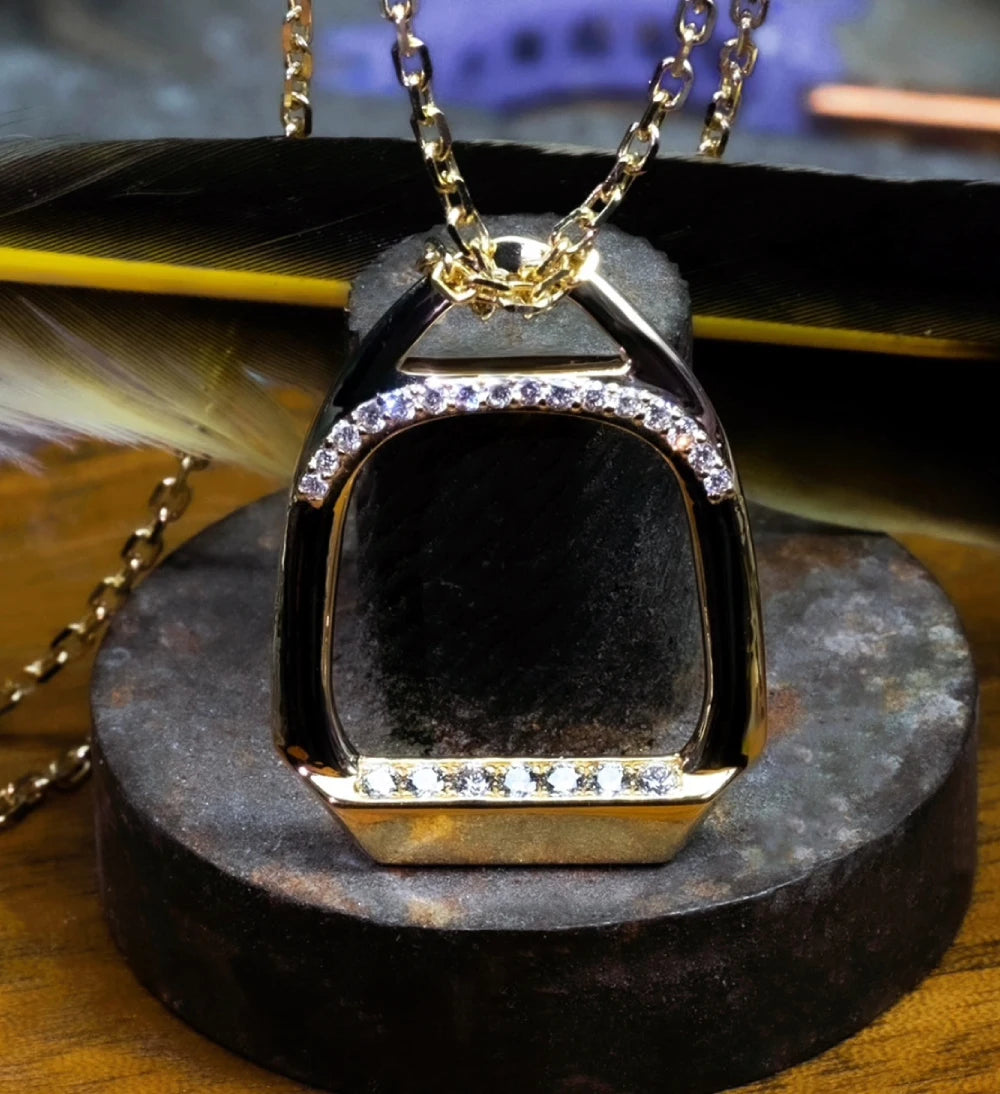 Medium Diamond-Stride Stirrup