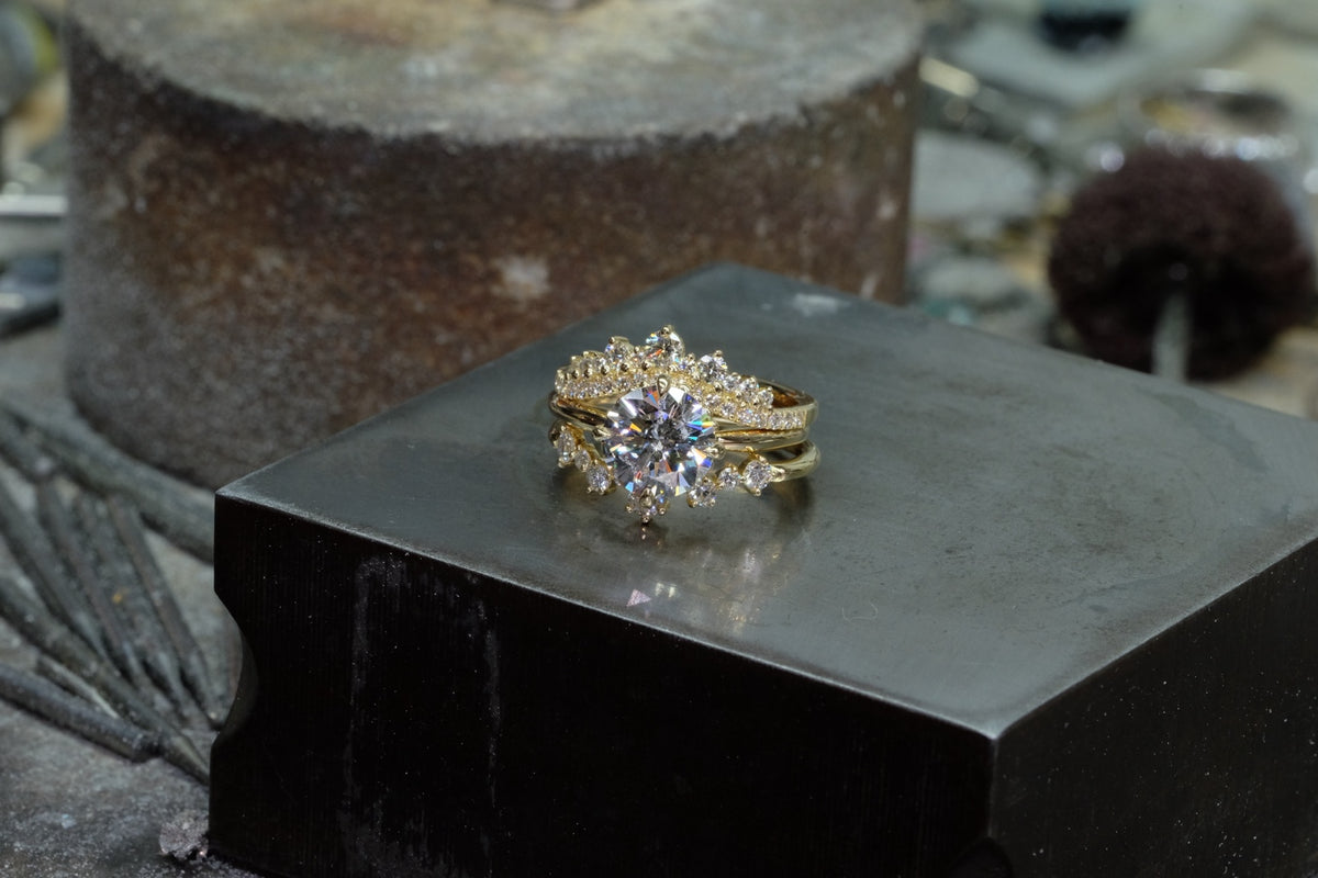 Front view of diamond solitaire and nesting band set